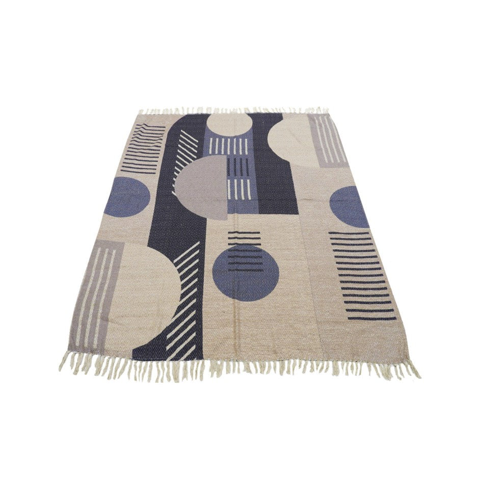 Mahe Throw Blanket