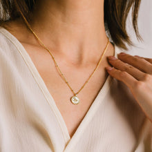 Capricorn Horoscope Necklace Lover's Tempo