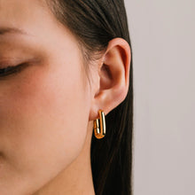 Midi Puff Paperclip Earrings - Gold