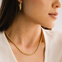 Sloane Necklace Gold